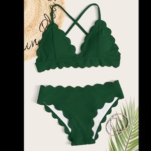 Emerald Scallop Bikini 👙 NWT